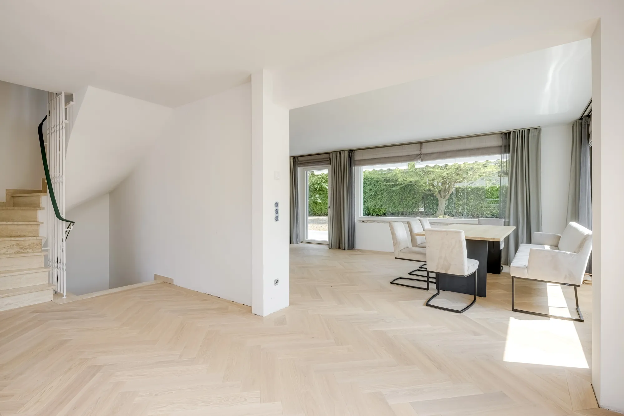 Durchgang vom Treppenhaus in den Essbereich